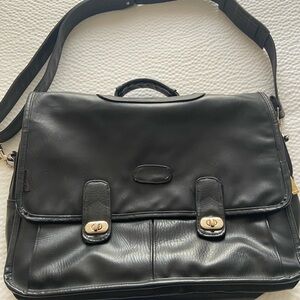 Comp-U-Pouch By Hit Leather Laptop Executive Messenger Bag